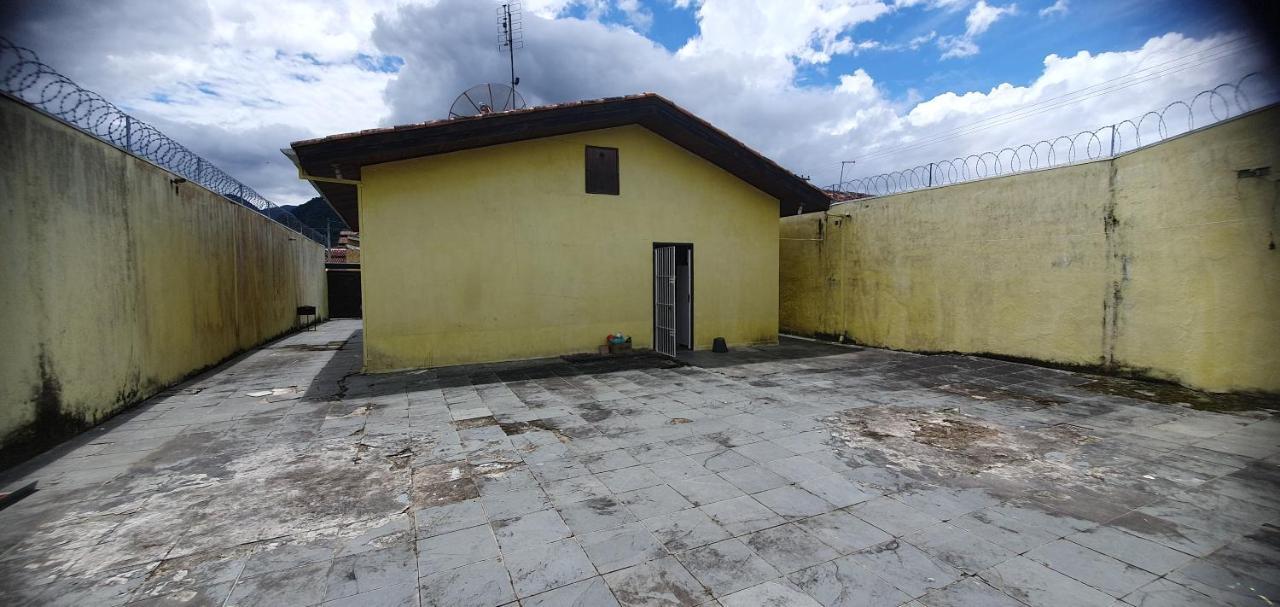 Casa De Temporada Proximo A Praia Caraguatatuba Ngoại thất bức ảnh